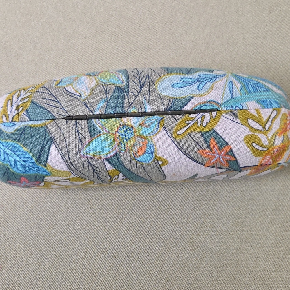 Vera Bradley Floral Eyeglass Case - Picture 5 of 5